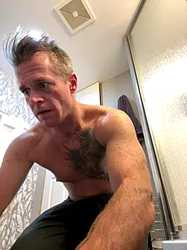 Snapshot of DILFiGuess11 chatting on November 2025 04:23:02 AM DILFiGuess11 online show from November 2025 04:23:02 AM