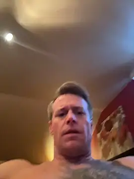 DILFiGuess11 online show from February 2026 09:22:02 PM