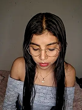 Snapshot of DianeSuns_ chatting on September 2025 02:12:01 AM DianeSuns online show from September 2025 02:12:01 AM