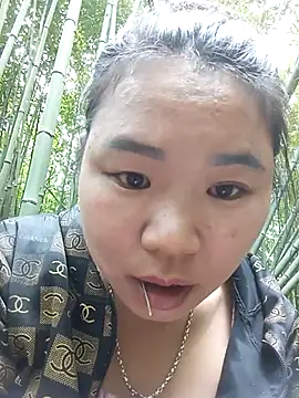 may-squirl online show from November 2025 05:17:02 AM