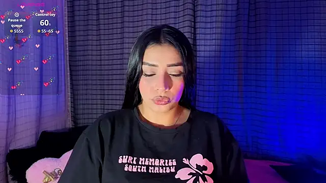 Snapshot of Kayleemorales chatting on October 2025 05:46:02 PM Kayleemorales online show from October 2025 05:46:02 PM