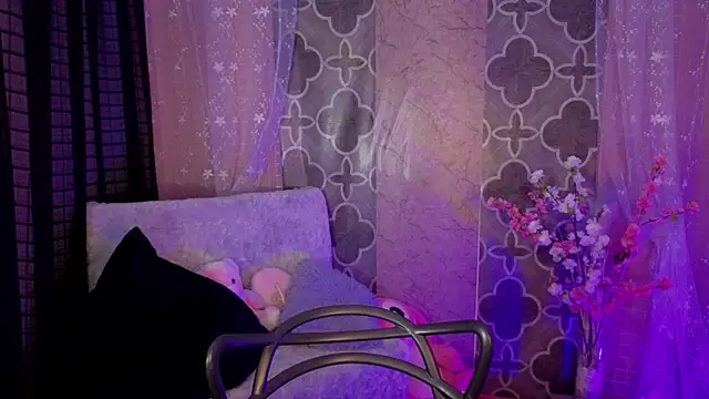 Kayleemorales online show from March 2026 05:50:02 PM