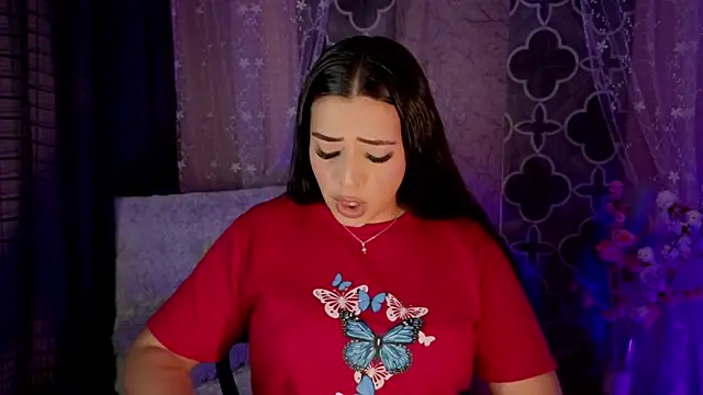 Kayleemorales online show from April 2026 05:33:02 PM