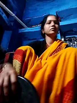 Jooli xx online show from October 2025 02:01:02 AM