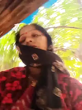 Jooli xx online show from November 2025 01:37:01 AM