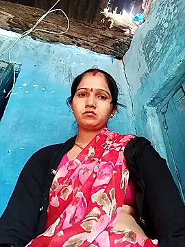 Jooli xx online show from May 2026 03:23:01 AM