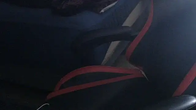 Snapshot of YoBlezz chatting on October 2025 05:18:01 AM YoBlezz online show from October 2025 05:18:01 AM