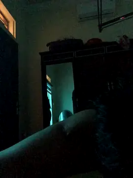 leehank01 online show from October 2025 06:14:01 AM