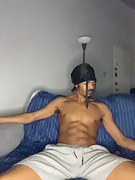 TRILLAHUNG online show from January 2026 11:52:02 PM