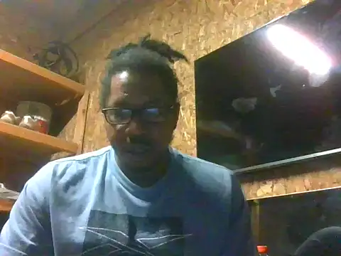 LngStrke69 online show from September 2025 03:30:02 AM