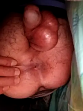 Snapshot of Meliwem12 chatting on April 2026 09:15:02 PM Meliwem12 online show from April 2026 09:15:02 PM