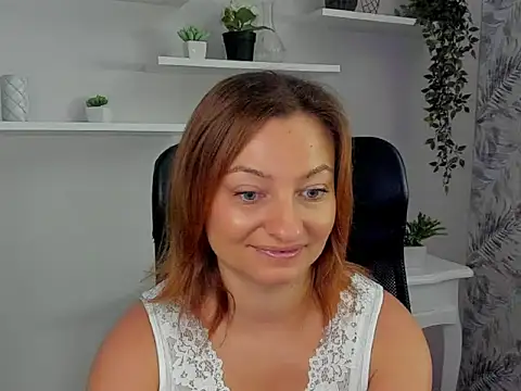 angelaSamt online show from September 2025 06:29:02 AM