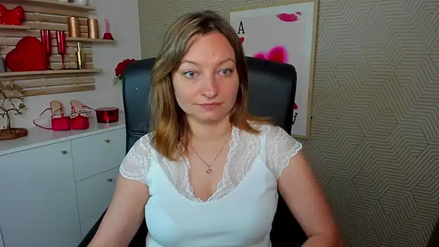 angelaSamt online show from June 2026 05:52:02 AM