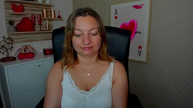 Snapshot of angelaSamt chatting on July 2026 05:35:02 AM angelaSamt online show from July 2026 05:35:02 AM