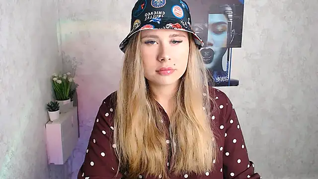  AlenaTiipls  online show from September 2025 04:34:02 AM