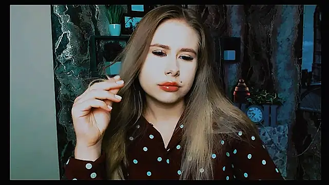  AlenaTiipls  online show from September 2025 05:09:02 AM