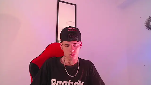 Snapshot of Anhonymus_ chatting on September 2025 03:53:01 AM Anhonymus online show from September 2025 03:53:01 AM