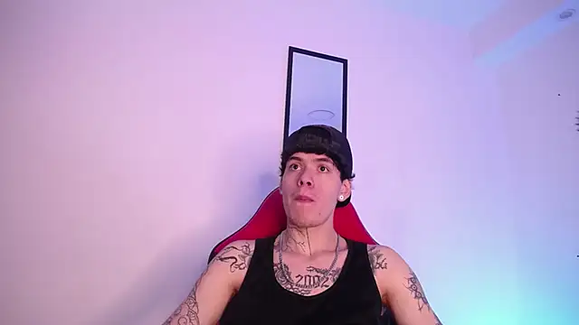 Snapshot of Anhonymus_ chatting on November 2025 04:01:02 AM Anhonymus online show from November 2025 04:01:02 AM