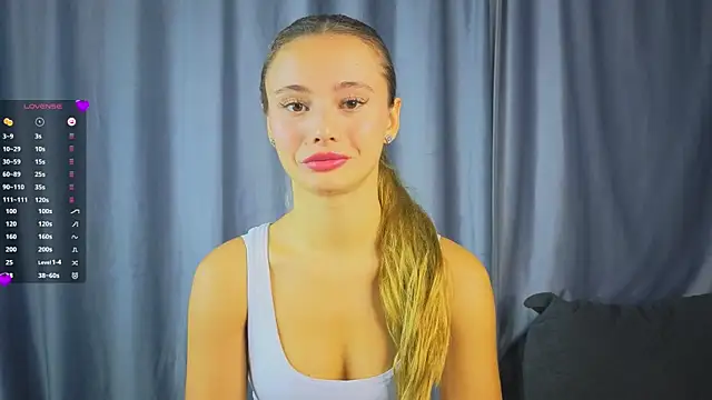 NaughtySeraphine online show from November 2025 06:13:02 AM