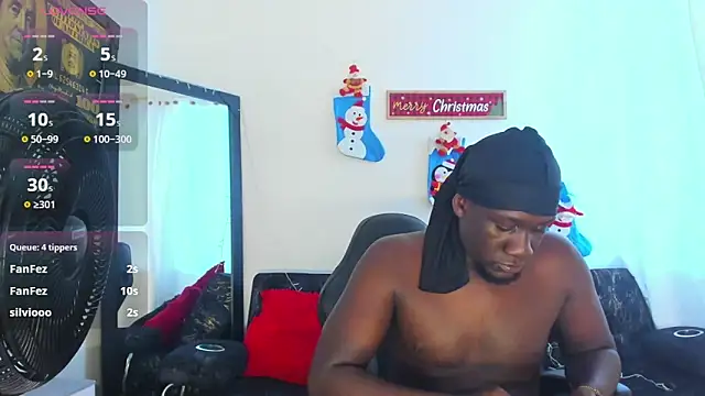 lucas manzon online show from December 2025 07:53:02 PM