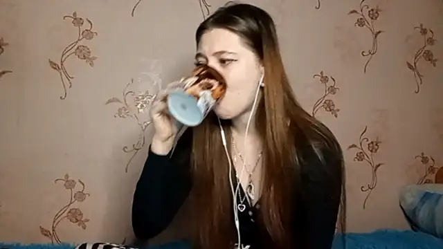 Sophiecuttie online show from October 2025 07:01:02 PM