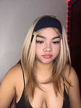 Dakota-Lona online show from March 2026 09:41:01 PM