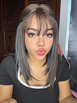 Snapshot of Dakota-Lona chatting on August 2026 09:46:01 PM Dakota-Lona online show from August 2026 09:46:01 PM