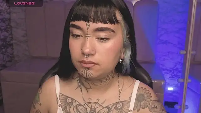 alana18 v online show from September 2025 01:12:02 PM