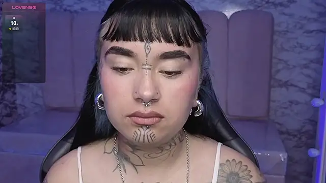 alana18 v online show from September 2025 01:13:02 PM