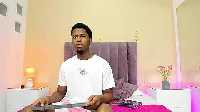Kiaraa y Her Crazy online show from May 2026 04:29:01 AM