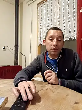 frederic198 online show from October 2025 08:35:01 PM