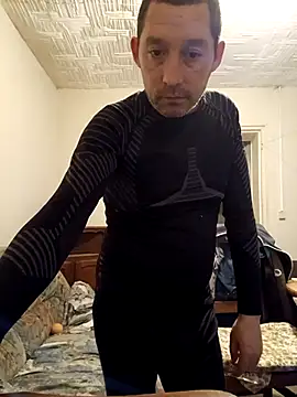 frederic198 online show from November 2025 08:29:01 PM