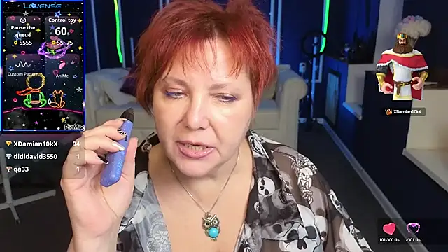 Kira Kenett online show from September 2025 08:08:01 PM