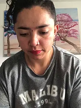 Paris 11 online show from September 2025 01:04:01 PM