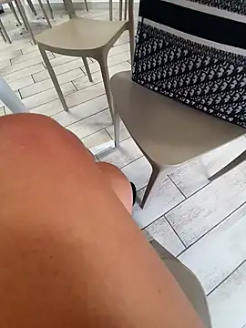 sexy7883 online show from October 2025 09:42:02 AM