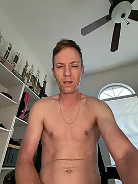Snapshot of Badstepson33 chatting on April 2026 11:48:02 AM Badstepson33 online show from April 2026 11:48:02 AM