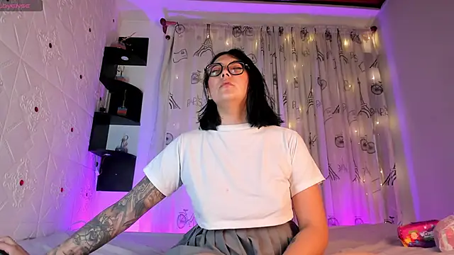 LolaXXXperience online show from February 2026 11:27:01 AM