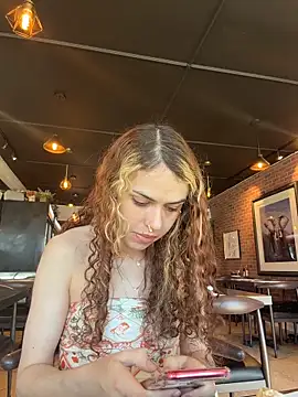 Snapshot of aurorasparkles chatting on February 2026 11:14:01 PM aurorasparkles online show from February 2026 11:14:01 PM