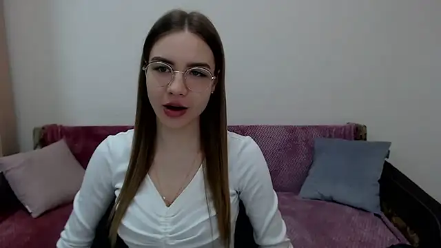 Snapshot of aSingleOne chatting on October 2025 08:28:01 PM aSingleOne online show from October 2025 08:28:01 PM
