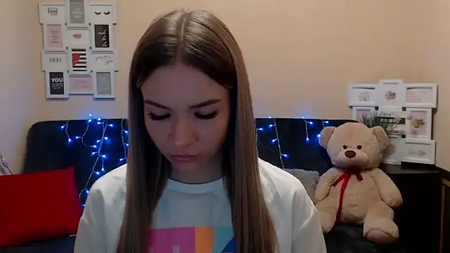 Snapshot of aSingleOne chatting on February 2026 01:07:02 AM aSingleOne online show from February 2026 01:07:02 AM