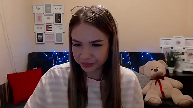 Snapshot of aSingleOne chatting on February 2026 09:04:01 PM aSingleOne online show from February 2026 09:04:01 PM