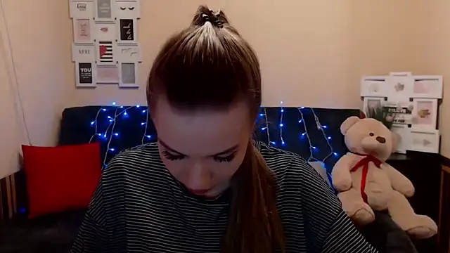 Snapshot of aSingleOne chatting on March 2026 07:42:01 PM aSingleOne online show from March 2026 07:42:01 PM