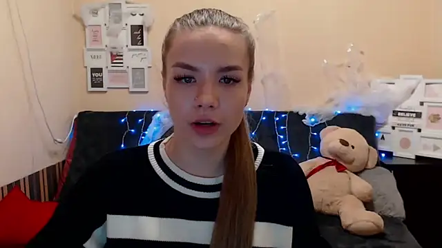 Snapshot of aSingleOne chatting on March 2026 09:05:01 PM aSingleOne online show from March 2026 09:05:01 PM