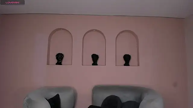 LaurentConnor online show from September 2025 03:32:02 AM