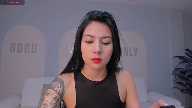 LaurentConnor online show from February 2026 03:48:01 AM