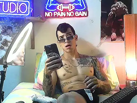 Strongcockfitness online show from October 2025 02:28:02 PM