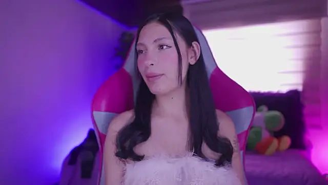 Rebecah 1 online show from February 2026 03:29:01 PM