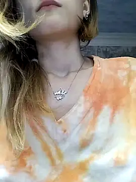 LillySvon online show from May 2026 02:00:01 PM