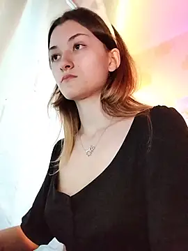 LillySvon online show from May 2026 05:18:01 PM