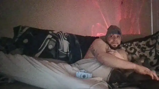 Snapshot of Brownroyal chatting on October 2025 03:22:02 PM Brownroyal online show from October 2025 03:22:02 PM